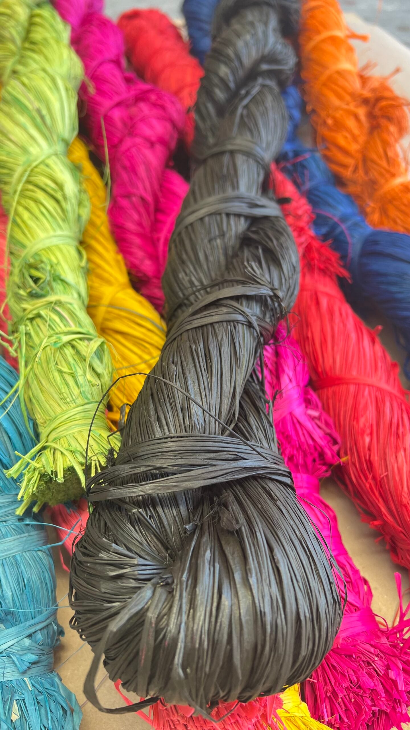 Coloured Raffia 250g - Black