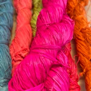 Coloured Raffia 250g - Hot Pink